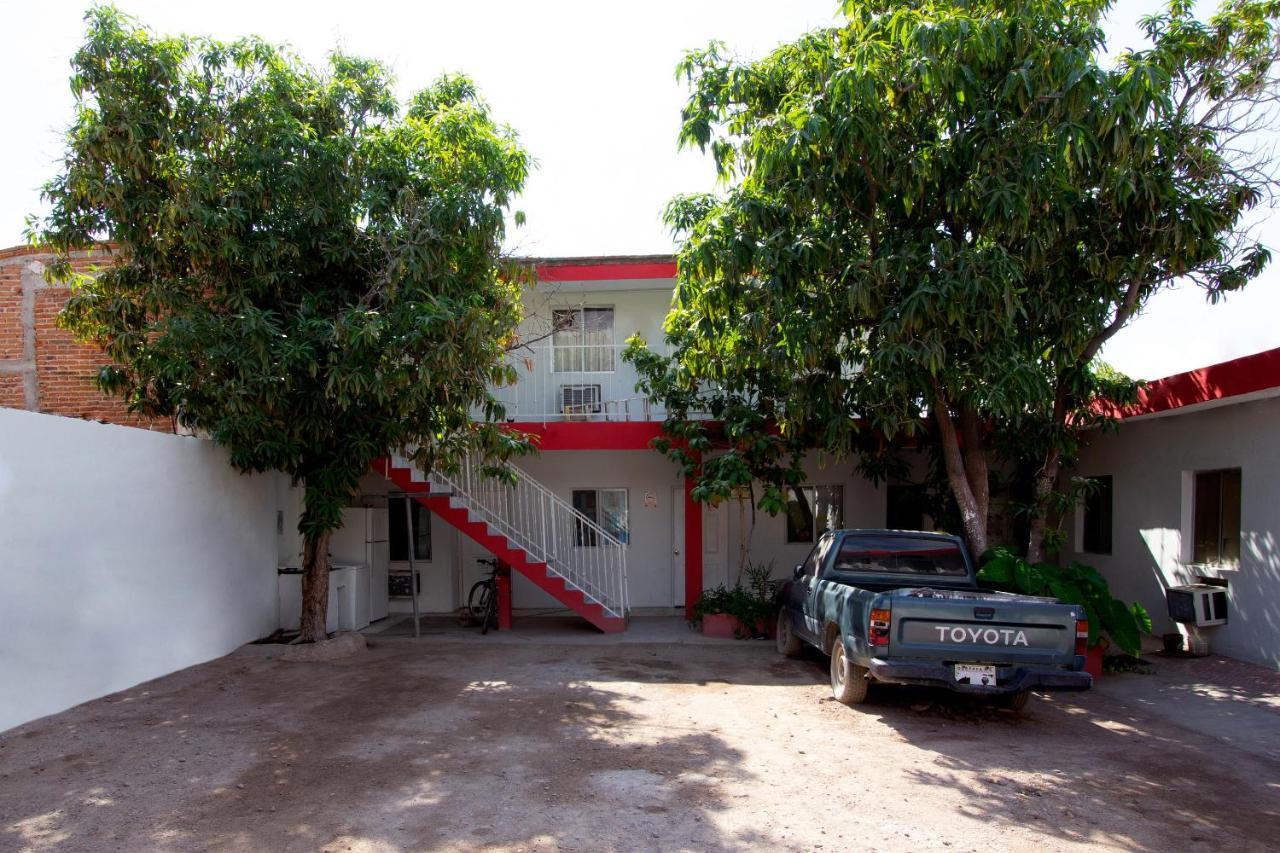 Oyo Casa De Huespedes San Jose Hotel Guaymas Ngoại thất bức ảnh