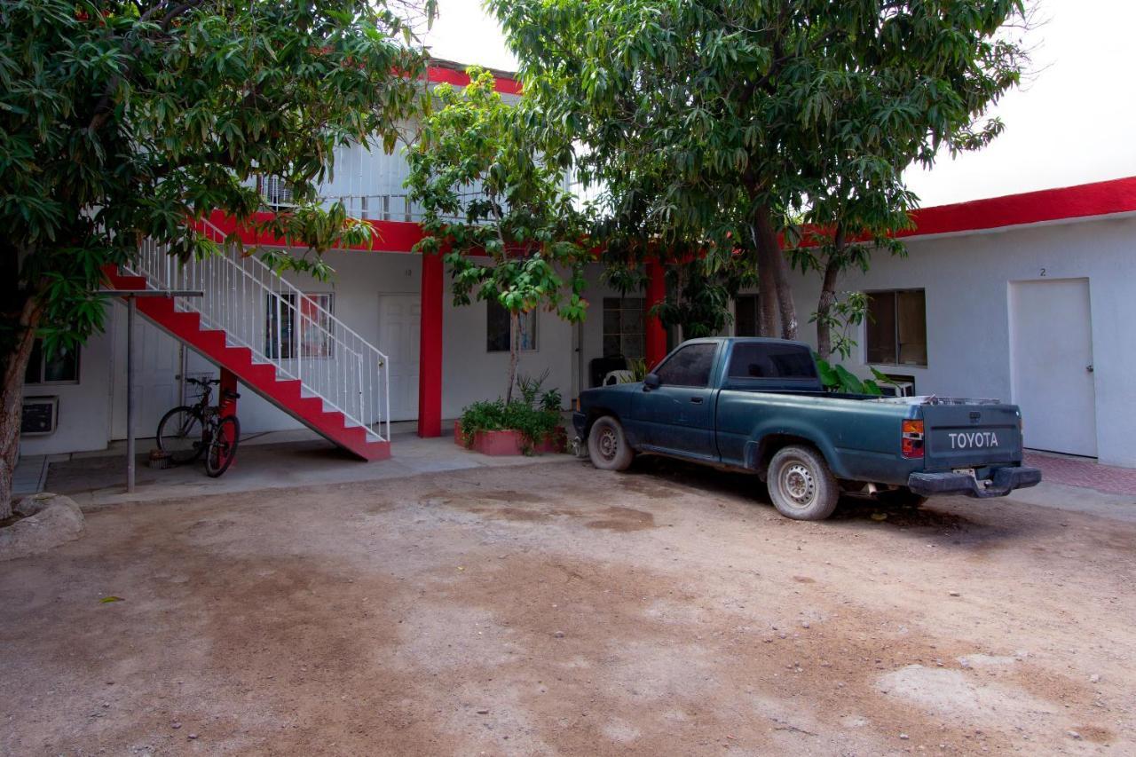 Oyo Casa De Huespedes San Jose Hotel Guaymas Ngoại thất bức ảnh